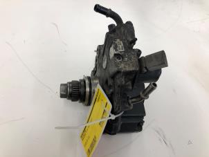 Gebruikte Dieselpomp Mercedes Vito (639.6) 2.2 110 CDI 16V Euro 5 Prijs € 149,00 Margeregeling aangeboden door Wessel Parts & Service B.V.