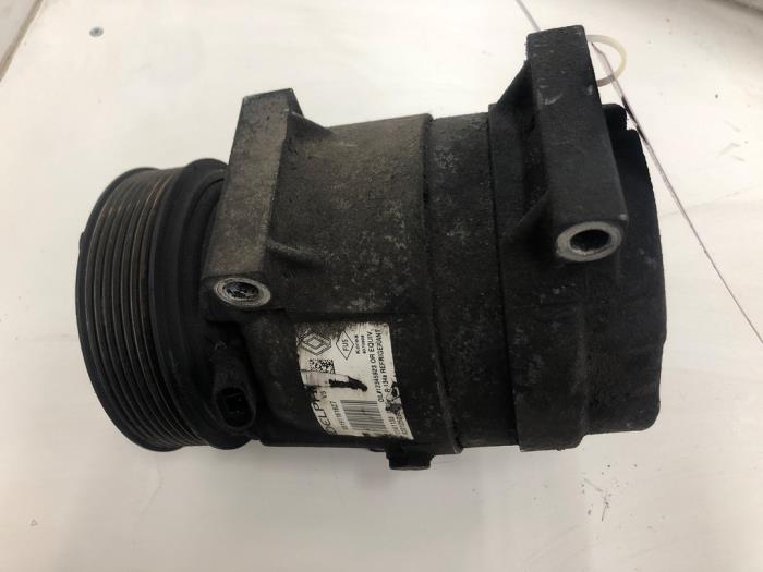 Gebruikte Pomp Airco Opel Vivaro 2.5 CDTI 16V Prijs € 93,45 Margeregeling aangeboden door Wessel Parts & Service B.V.