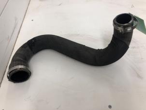 Gebruikte Intercooler Slang Audi A5 Sportback (F5A/F5F) 2.0 TFSI Mild Hybrid 16V Prijs € 49,00 Margeregeling aangeboden door Wessel Parts & Service B.V.