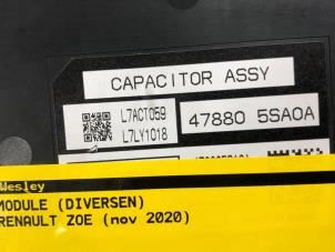 Gebruikte Module (diversen) Renault Zoé (AG) R135 Prijs € 49,00 Margeregeling aangeboden door Wessel Parts & Service B.V.