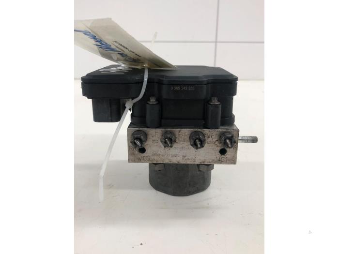 Gebruikte ABS Pomp Ford Transit Custom 2.2 TDCi 16V Prijs € 183,75 Margeregeling aangeboden door Wessel Parts & Service B.V.