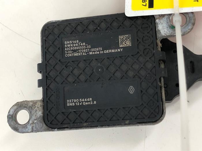 Gebruikte Nox sensor Opel Movano 2.3 CDTi 16V FWD Prijs € 131,25 Margeregeling aangeboden door Wessel Parts & Service B.V.