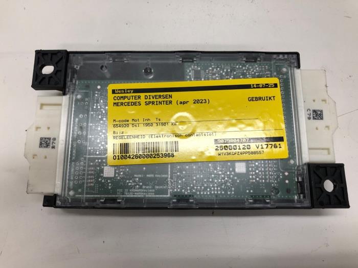 Gebruikte Computer Diversen Mercedes Sprinter 3,5t (907.6/910.6) 317 CDI 2.0 D RWD Prijs € 156,45 Margeregeling aangeboden door Wessel Parts & Service B.V.