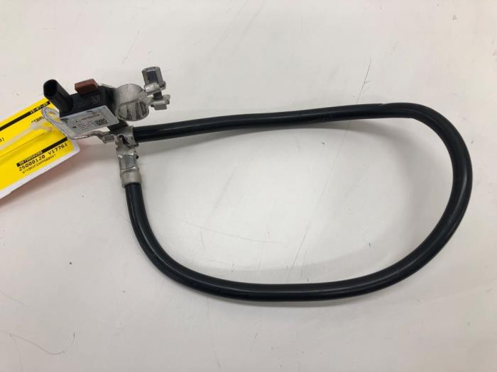 Gebruikte Accu sensor Mercedes Sprinter 3,5t (907.6/910.6) 317 CDI 2.0 D RWD Prijs € 40,95 Margeregeling aangeboden door Wessel Parts & Service B.V.