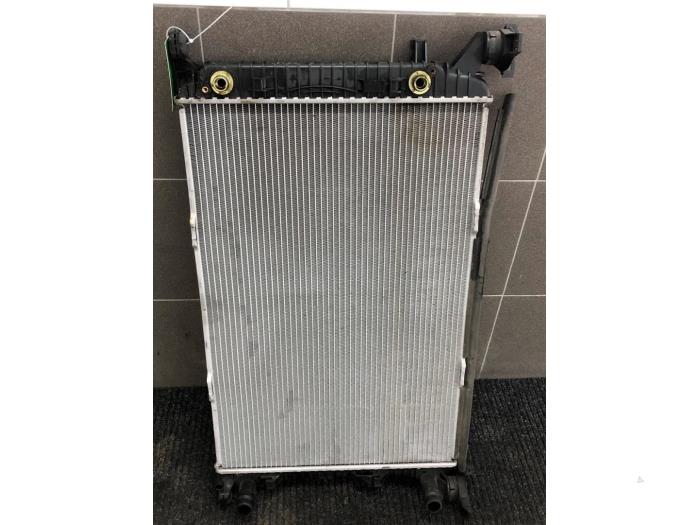 Gebruikte Radiateur Audi A4 Avant (B8) 2.0 TDI 16V Prijs € 93,45 Margeregeling aangeboden door Wessel Parts & Service B.V.