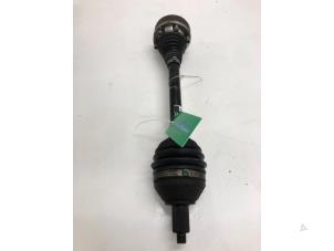 Gebruikte Homokineetas links-voor Volkswagen Polo V (6R) 1.2 TSI Prijs € 69,00 Margeregeling aangeboden door Wessel Parts & Service B.V.