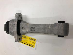 Gebruikte Versnellingsbak Steun Kia Sportage (QL) 1.6 CRDi 16V Eco-Dynamics+ Prijs € 39,00 Margeregeling aangeboden door Wessel Parts & Service B.V.