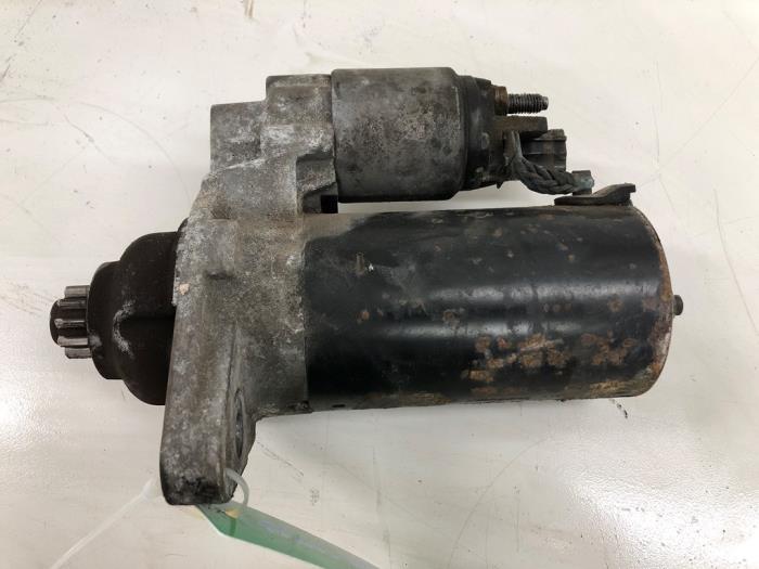 Gebruikte Startmotor Volkswagen Polo IV (9N1/2/3) 1.4 TDI 70 Prijs € 40,95 Margeregeling aangeboden door Wessel Parts & Service B.V.