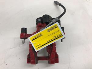 Gebruikte Remklauw (Tang) links-achter Audi TTS (FV3/FVP) Prijs € 149,00 Margeregeling aangeboden door Wessel Parts & Service B.V.