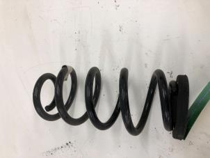 Gebruikte Schroefveer achter Audi TTS (FV3/FVP) Prijs € 49,00 Margeregeling aangeboden door Wessel Parts & Service B.V.