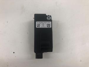 Gebruikte Anti diefstal slot Mercedes Vito (447.6) 1.6 111 CDI 16V Prijs € 49,00 Margeregeling aangeboden door Wessel Parts & Service B.V.