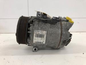 Gebruikte Aircopomp Renault Master III (EV/HV/UV/VA/VB/VD/VF/VG/VJ) 2.3 Energy dCi 180 Twin Turbo 16V FWD Prijs € 99,00 Margeregeling aangeboden door Wessel Parts & Service B.V.