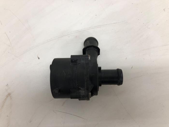 Gebruikte Waterpomp Volkswagen Golf Prijs € 30,45 Margeregeling aangeboden door Wessel Parts & Service B.V.