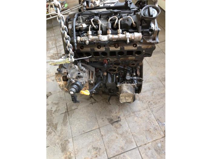 Gebruikte Motor Volkswagen Passat Variant (3G5) 2.0 TDI 16V 150 Prijs € 2.623,95 Margeregeling aangeboden door Wessel Parts & Service B.V.