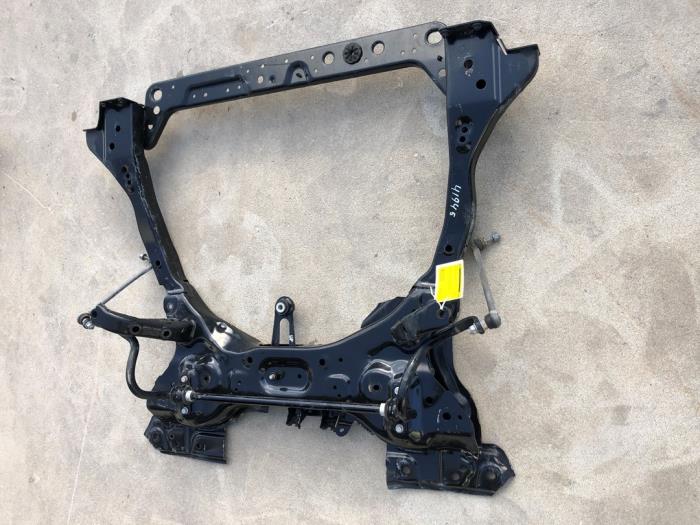 Gebruikte Subframe Nissan Micra (K14) 1.0 IG-T 100 Prijs € 208,95 Margeregeling aangeboden door Wessel Parts & Service B.V.