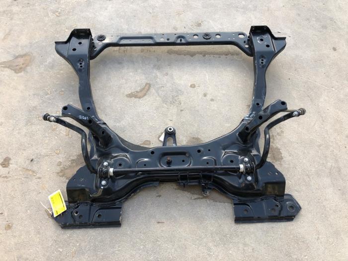 Gebruikte Subframe Nissan Micra (K14) 1.0 IG-T 100 Prijs € 208,95 Margeregeling aangeboden door Wessel Parts & Service B.V.