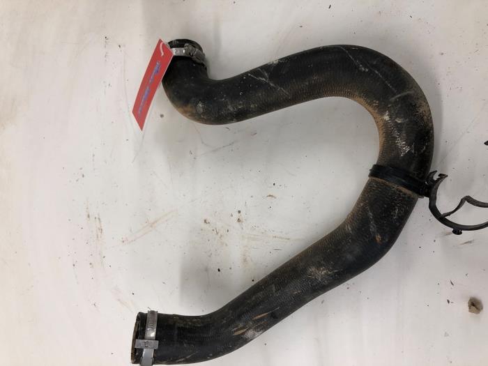 Gebruikte Intercooler Slang Opel Grandland (X) 1.2 Turbo 12V Prijs € 30,45 Margeregeling aangeboden door Wessel Parts & Service B.V.