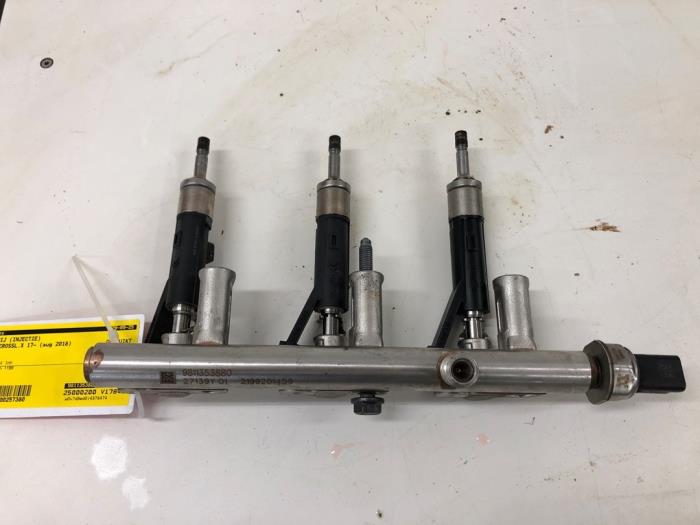 Gebruikte Verstuiver brug Opel Crossland (X) 1.2 Turbo 12V Prijs € 103,95 Margeregeling aangeboden door Wessel Parts & Service B.V.