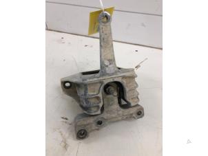 Gebruikte Motorsteun Kia Ceed (CDB5/CDBB) 1.4 T-GDI 16V Prijs € 39,00 Margeregeling aangeboden door Wessel Parts & Service B.V.