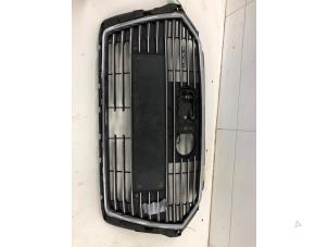 Gebruikte Grille Audi E-Tron Prijs € 399,00 Margeregeling aangeboden door Wessel Parts & Service B.V.