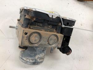 Gebruikte ABS Pomp Opel Grandland (X) 1.6 Turbo 16V Hybrid Prijs op aanvraag aangeboden door Wessel Parts & Service B.V.