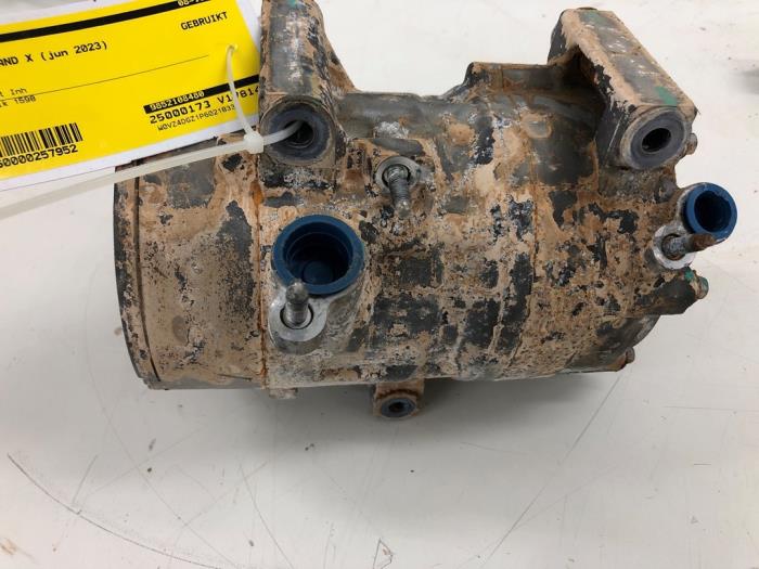 Gebruikte Aircopomp Opel Grandland (X) 1.6 Turbo 16V Hybrid Prijs op aanvraag aangeboden door Wessel Parts & Service B.V.