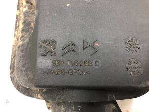 Gebruikte Intercooler Buis Opel Grandland (X) 1.6 Turbo 16V Hybrid Prijs € 99,00 Margeregeling aangeboden door Wessel Parts & Service B.V.