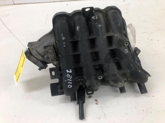 Gebruikte Inlaatspruitstuk Kia Rio III (UB) 1.2 CVVT 16V Prijs € 103,95 Margeregeling aangeboden door Wessel Parts & Service B.V.