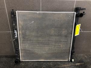 Gebruikte Radiateur Kia Carens IV (RP) 1.7 CRDi 16V Prijs € 99,00 Margeregeling aangeboden door Wessel Parts & Service B.V.