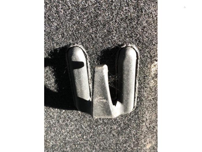 Hoedenplank van een Kia Cee'd Sportswagon (JDC5) 1.0i T-GDi 12V 120 2019