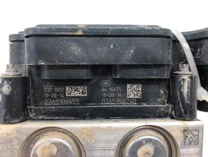 Gebruikte ABS Pomp Citroen C3 Aircross I (2C/2R) 1.2 e-THP PureTech 110 Prijs € 99,00 Margeregeling aangeboden door Wessel Parts & Service B.V.