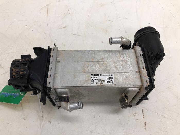 Gebruikte Intercooler Volkswagen T-Roc I 1.5 TSI Evo BMT 16V Prijs € 156,45 Margeregeling aangeboden door Wessel Parts & Service B.V.