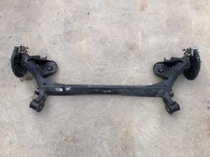 Gebruikte Achteras voorwielaandrijving Kia Carens IV (RP) 1.6 GDI 16V Prijs € 289,00 Margeregeling aangeboden door Wessel Parts & Service B.V.