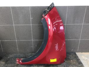 Gebruikte Scherm links-voor Kia Sportage (QL) 1.6 GDI 16V 4x2 Prijs € 125,00 Margeregeling aangeboden door Wessel Parts & Service B.V.