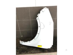 Gebruikte Scherm links-voor Kia Sportage (QL) 1.6 GDI 132 16V 4x2 Prijs € 99,00 Margeregeling aangeboden door Wessel Parts & Service B.V.