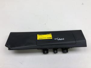 Gebruikte Knie airbag links Porsche Panamera (970) 3.6 V6 24V Prijs € 349,00 Margeregeling aangeboden door Wessel Parts & Service B.V.