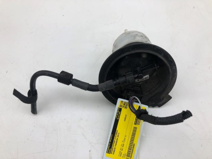 Gebruikte Tank element Pomp Porsche Panamera (970) 3.6 V6 24V Prijs € 156,45 Margeregeling aangeboden door Wessel Parts & Service B.V.