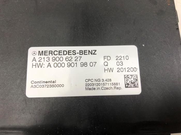 Gebruikte Computer Diversen Mercedes B (W247) 1.3 B-250 e Turbo 16V Prijs € 82,95 Margeregeling aangeboden door Wessel Parts & Service B.V.