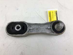 Gebruikte Motorrubber BMW X1 (F48) sDrive 20i 2.0 16V Twin Power Turbo Prijs € 35,00 Margeregeling aangeboden door Wessel Parts & Service B.V.