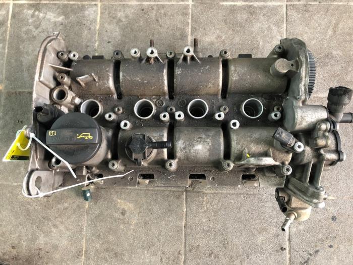 Gebruikte Cilinderkop Volkswagen Golf VII (AUA) 1.2 TSI 16V Prijs € 366,45 Margeregeling aangeboden door Wessel Parts & Service B.V.