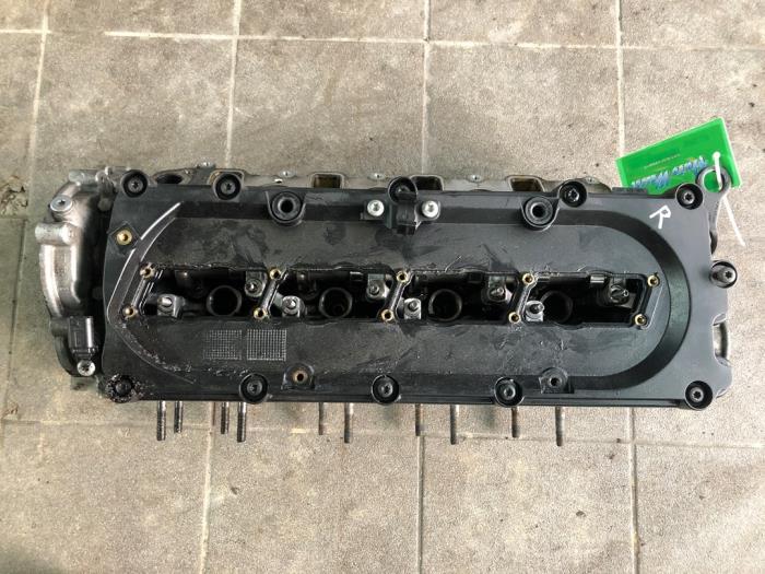 Gebruikte Cilinderkop Porsche Cayenne II (92A) 4.2 S Diesel V8 32V Prijs € 1.048,95 Margeregeling aangeboden door Wessel Parts & Service B.V.