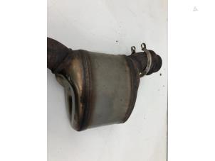 Gebruikte Uitlaat Einddemper Opel Vivaro 2.0 Diesel 145 Prijs € 225,00 Margeregeling aangeboden door Wessel Parts & Service B.V.