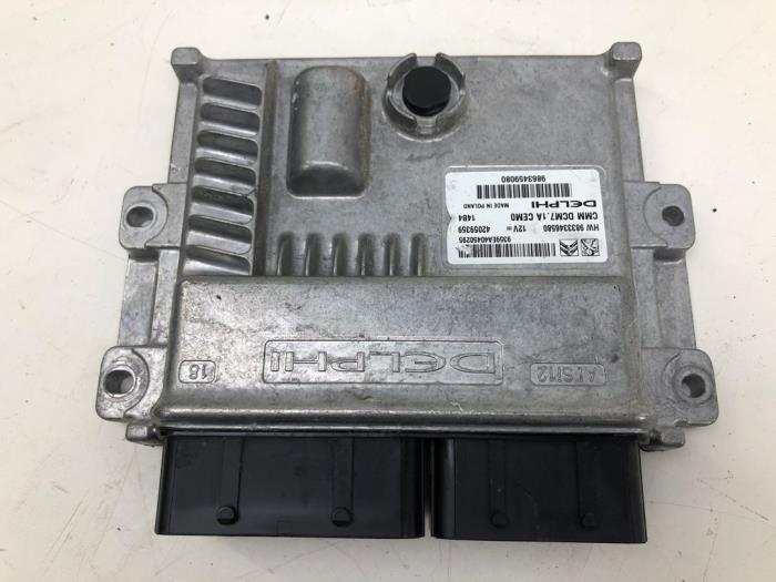 Gebruikte Computer Motormanagement Opel Vivaro 2.0 Diesel 145 Prijs € 236,25 Margeregeling aangeboden door Wessel Parts & Service B.V.