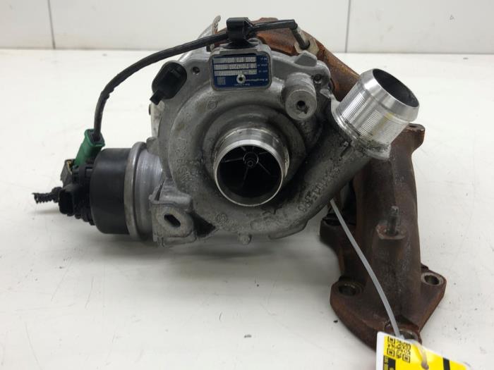 Gebruikte Turbo Opel Vivaro 2.0 Diesel 145 Prijs € 313,95 Margeregeling aangeboden door Wessel Parts & Service B.V.
