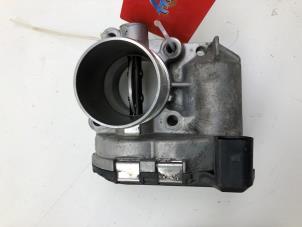 Gebruikte Gasklephuis Opel Vivaro 2.0 CDTI Prijs € 39,00 Margeregeling aangeboden door Wessel Parts & Service B.V.