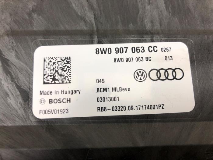 Computer Body Control van een Audi A4 Avant (B9) 1.4 TFSI 16V 2018
