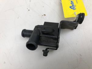 Gebruikte Waterpomp Ford Kuga II (DM2) 1.5 EcoBoost 16V 150 Prijs € 45,00 Margeregeling aangeboden door Wessel Parts & Service B.V.