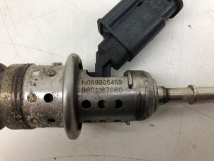 Gebruikte Injector adblue Opel Vivaro 2.0 Diesel 145 Prijs € 59,00 Margeregeling aangeboden door Wessel Parts & Service B.V.