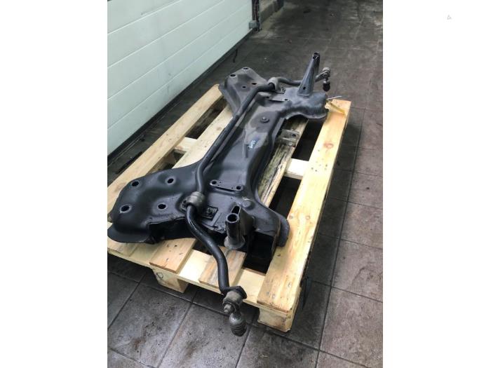 Subframe van een Peugeot Boxer (U9) 2.0 BlueHDi 110 2019