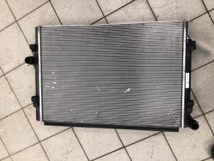 Gebruikte Radiateur Volkswagen Golf VII (AUA) 2.0 GTI 16V Performance Package Prijs € 69,00 Margeregeling aangeboden door Wessel Parts & Service B.V.
